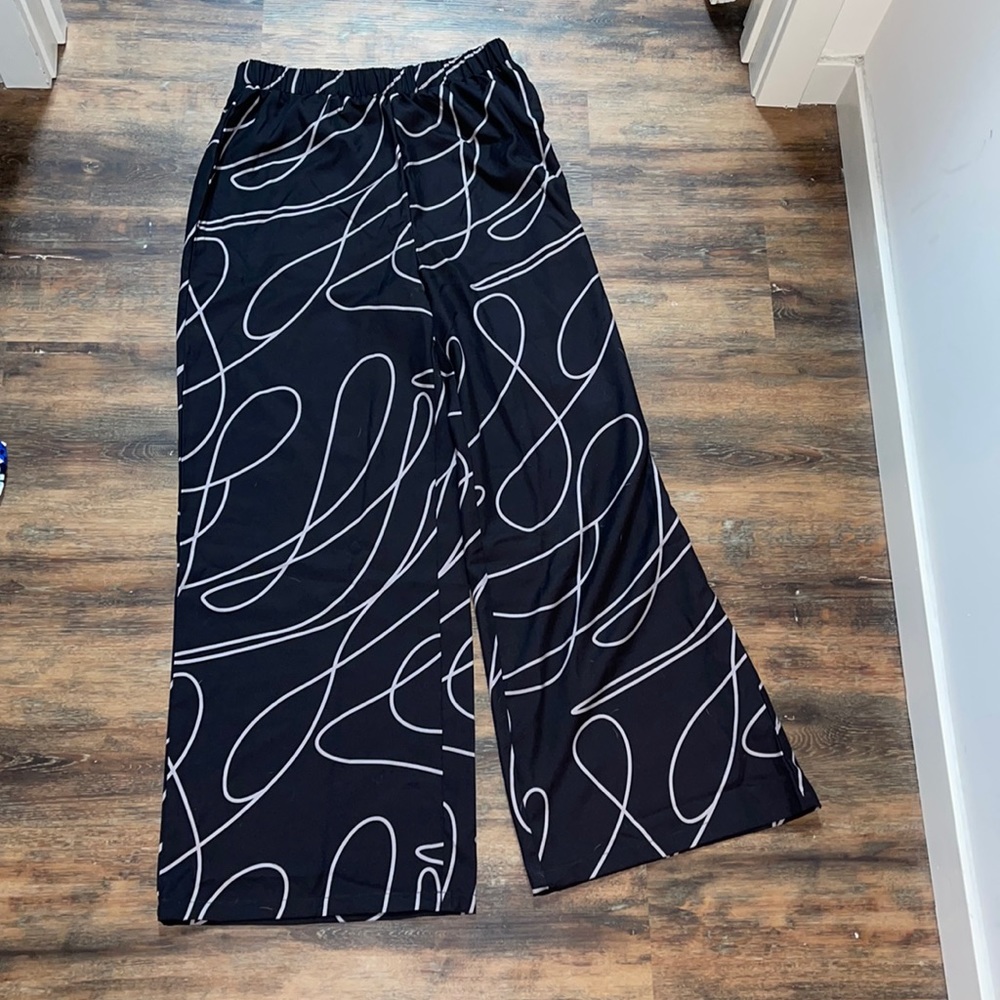 NEVER WORN. Shein wide leg pants